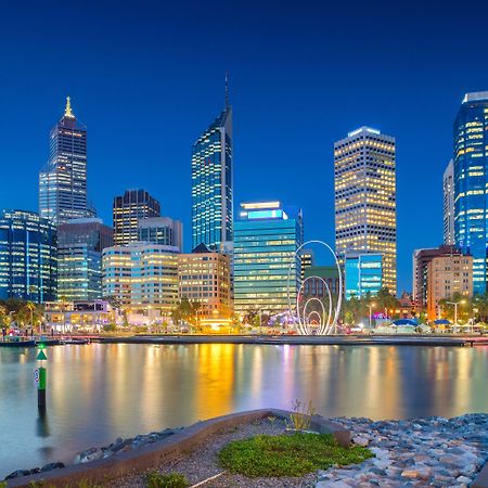 Holiday Inn Perth City Centre By Ihg Exterior foto